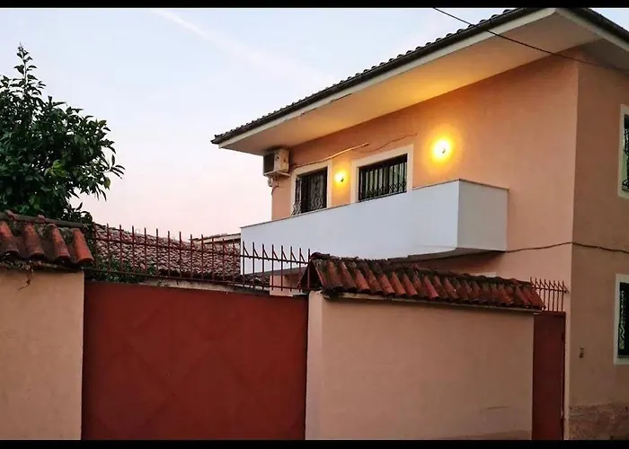 Efes Private Hostel Tirana